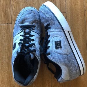 Men’s DC shoes
